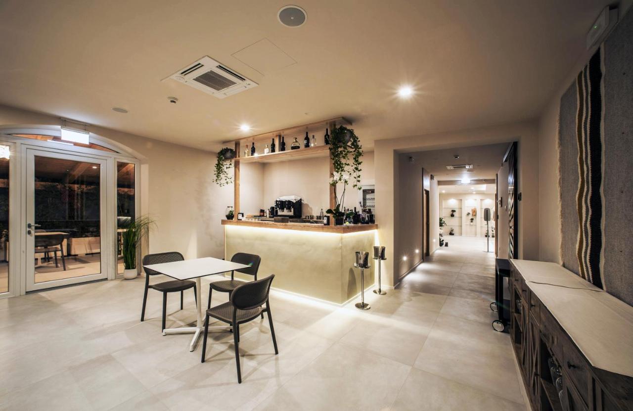 Noha Lifestyle Hotel - Adults Only Pula Luaran gambar