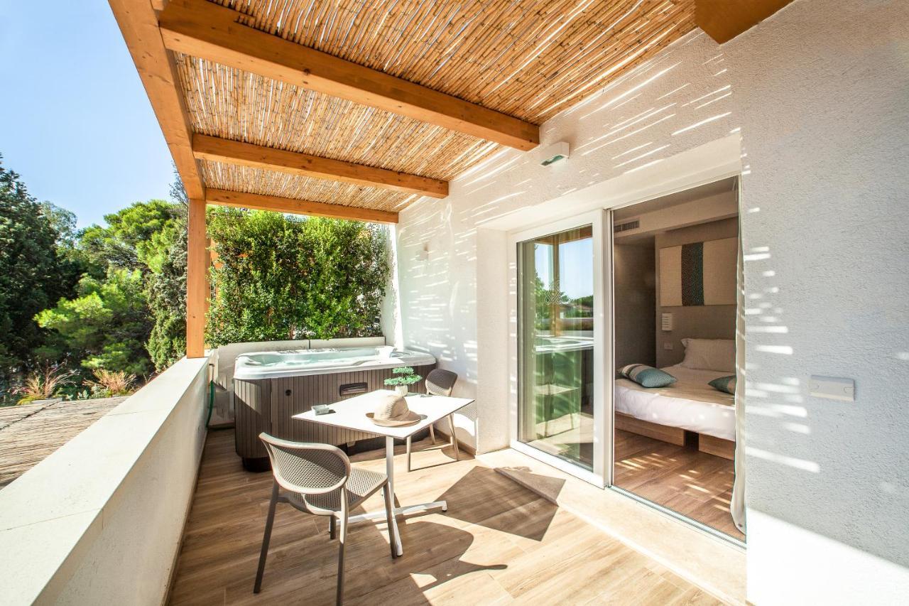 Noha Lifestyle Hotel - Adults Only Pula Luaran gambar