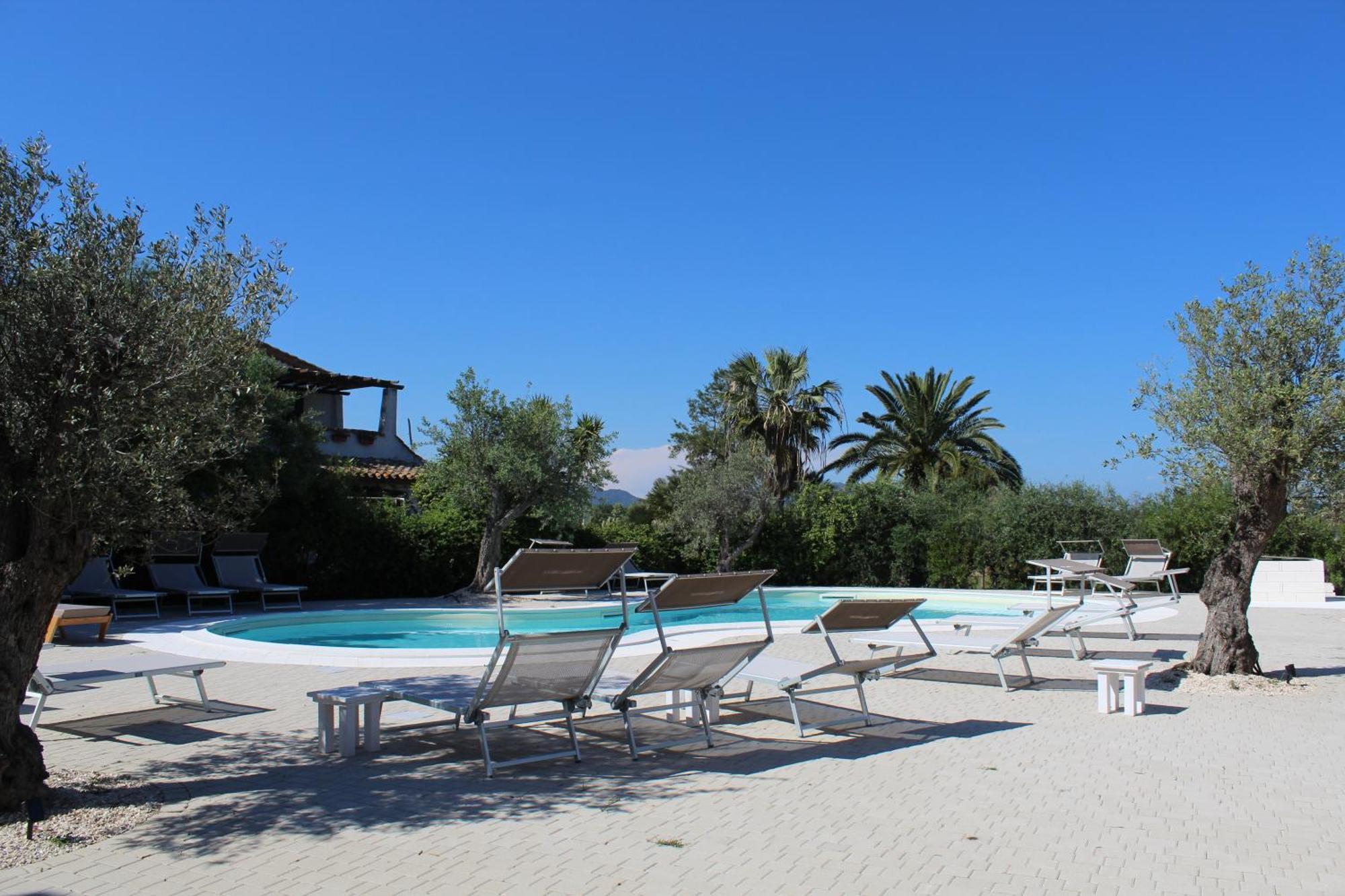 Noha Lifestyle Hotel - Adults Only Pula Luaran gambar